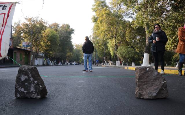 SFA llama a maestros a volver a las aulas; bonos se pagarán en diciembre