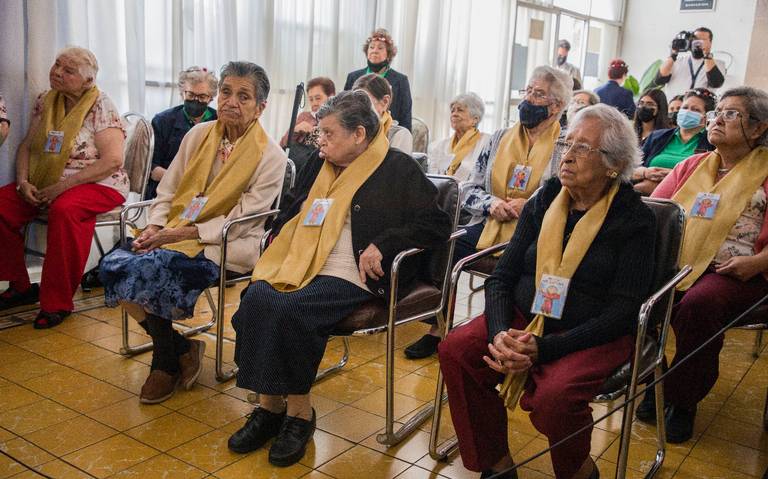 El Estado suple con cuidadores la falta de médicos geriatras